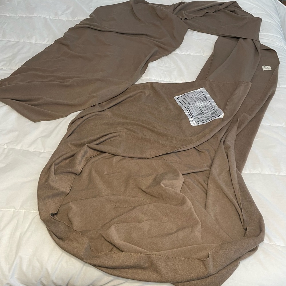 Ergonomic Carrier Wrap - Brown